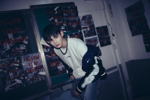 First Howling : NOW (Wild) (2023)